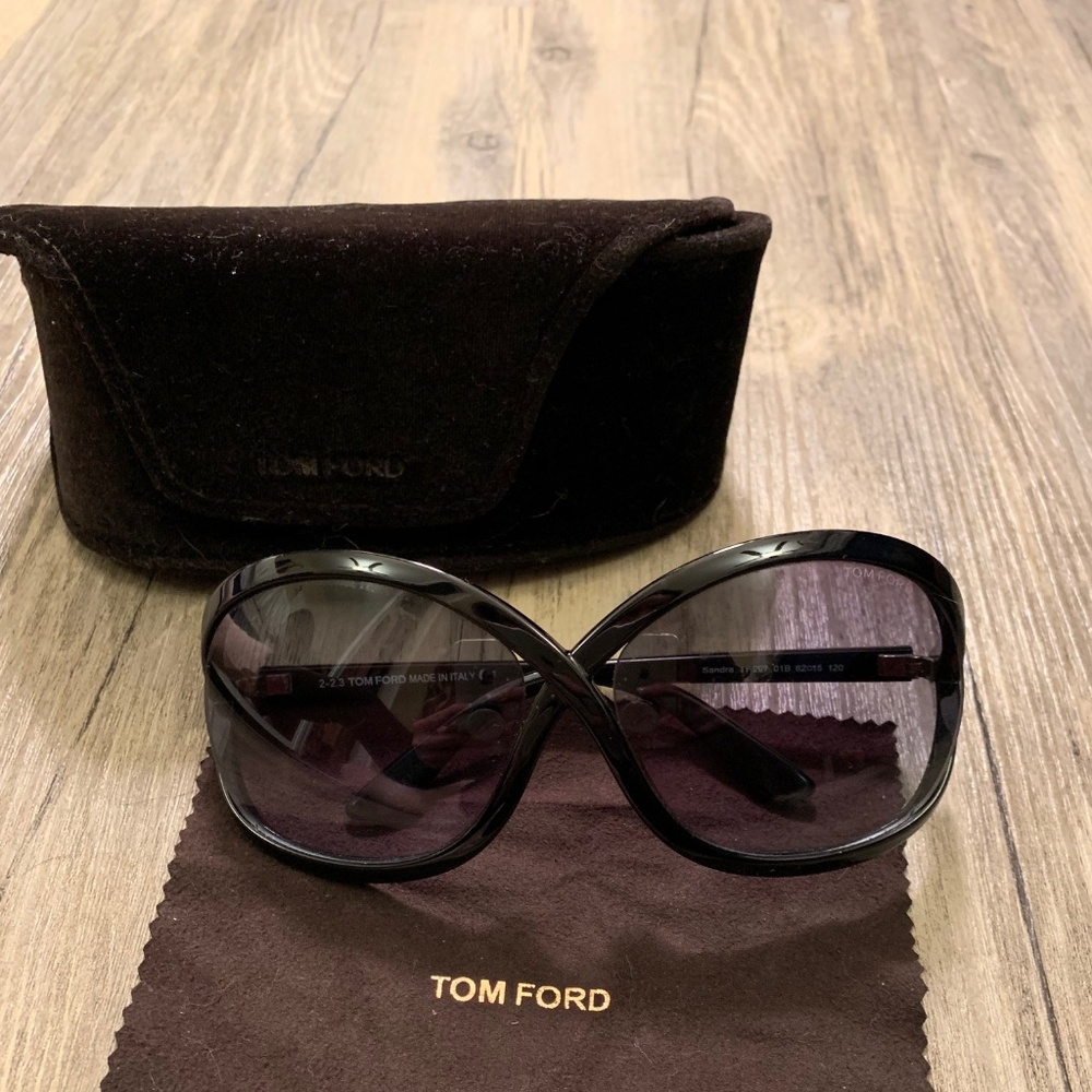 Tom Ford Sandra Sunglasses - Black